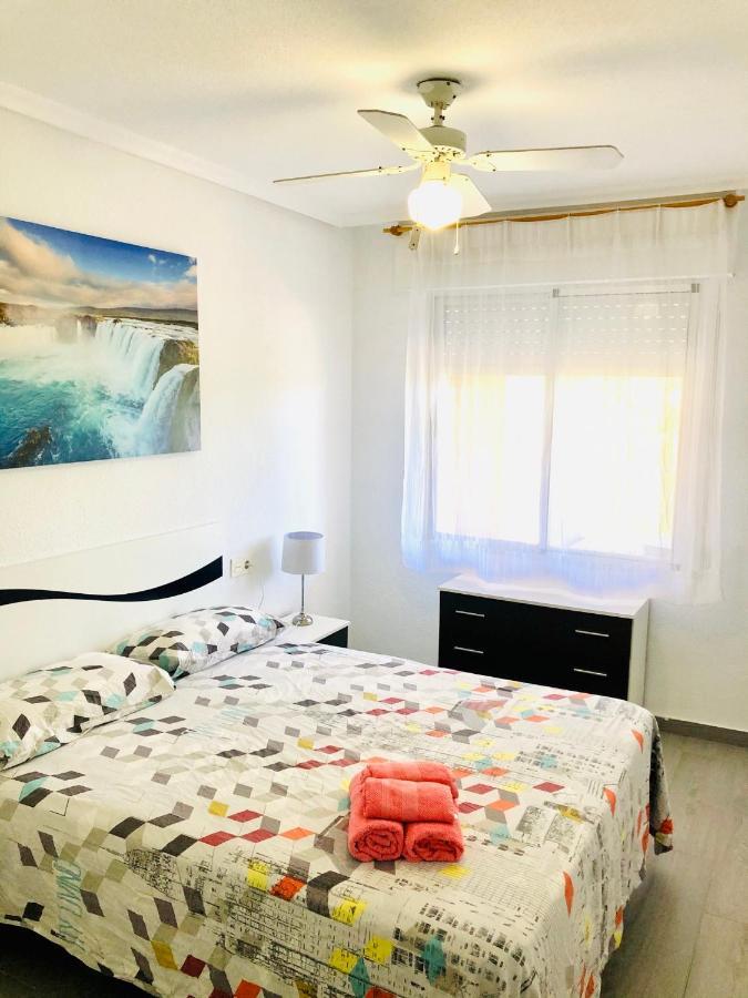 Apartamento Santa Pola"The Guitar" 300 M De La Playa Buitenkant foto